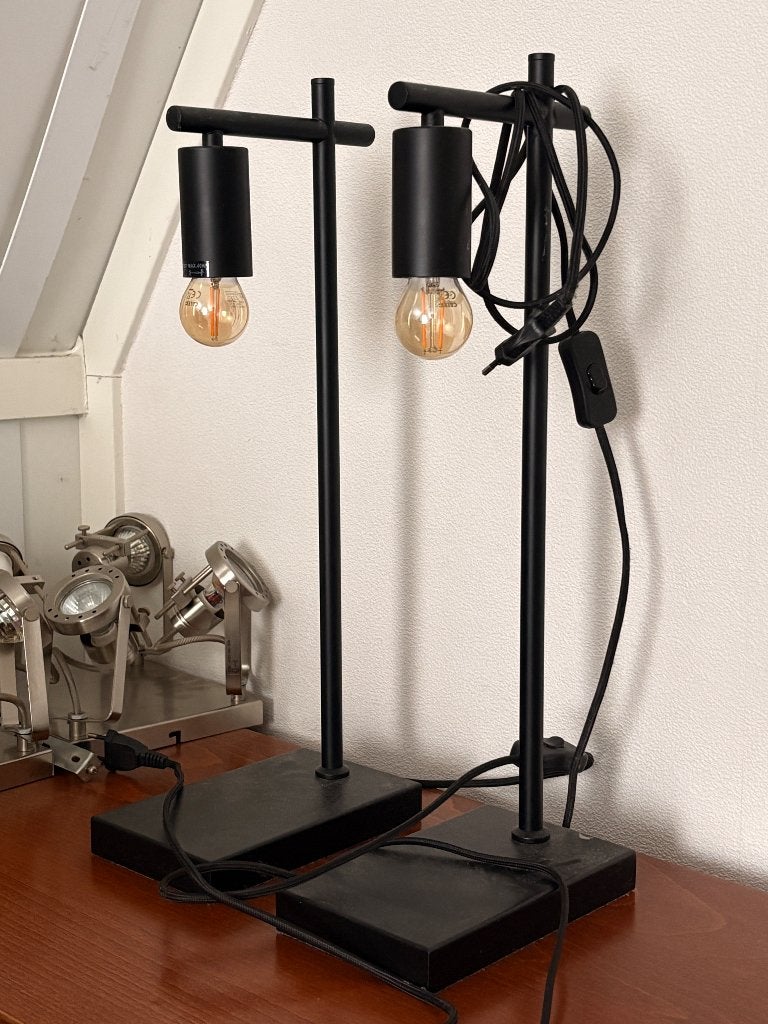 Bed/bureau/tafel lamp, Ophalen, Overige typen, Zo goed als nieuw, Zwart