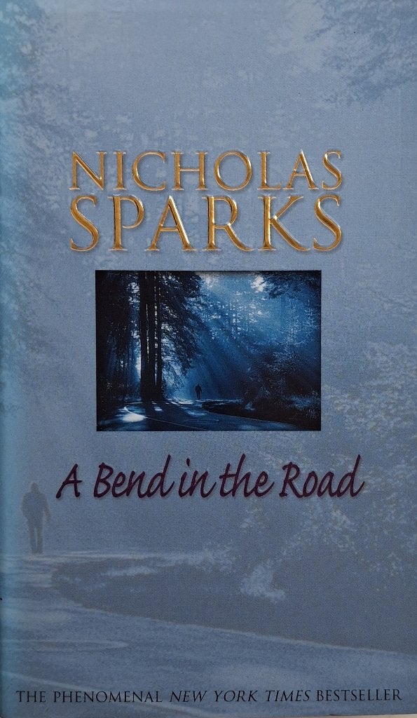 Nicholas Sparks - A Bend in the Road (ENGELSTALIG), Boeken, Ophalen of Verzenden, Zo goed als nieuw, Fictie