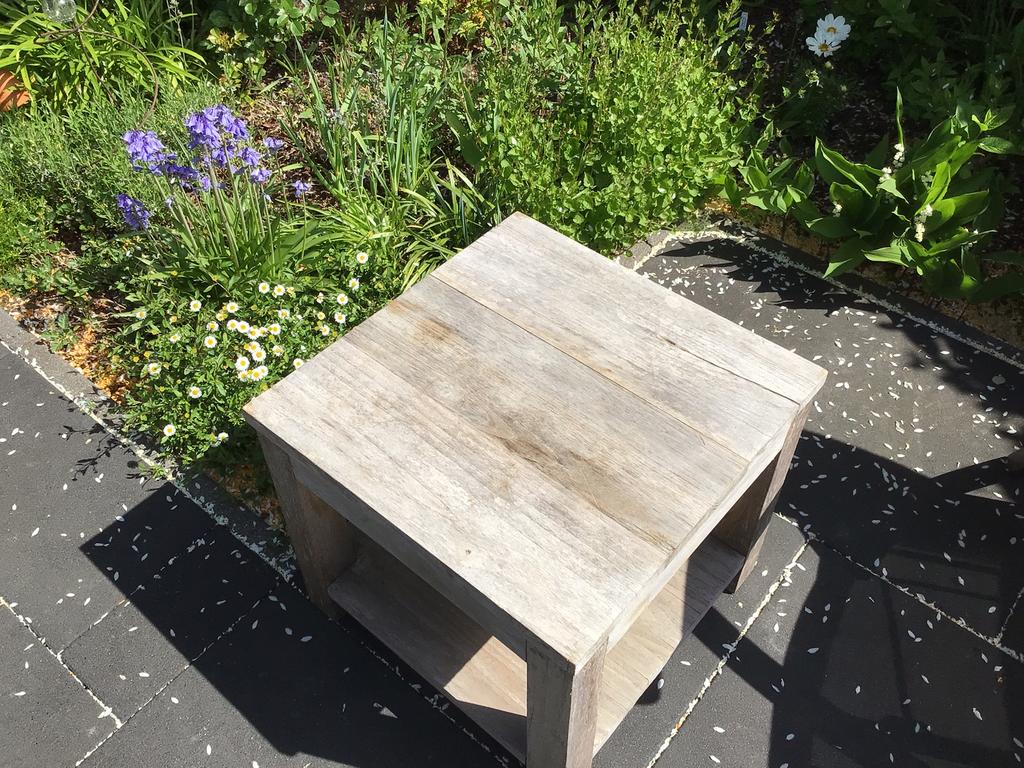 Buiten tafel 50 x 50, Ophalen, Gebruikt, Teakhout