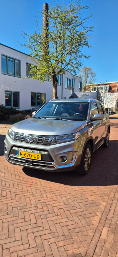 Suzuki Vitara 1.4 Boosterjet 129pk Smart Hybrid 2020 Grijs, 4 cilinders, 129 pk, 400 kg, 49 €/maand
