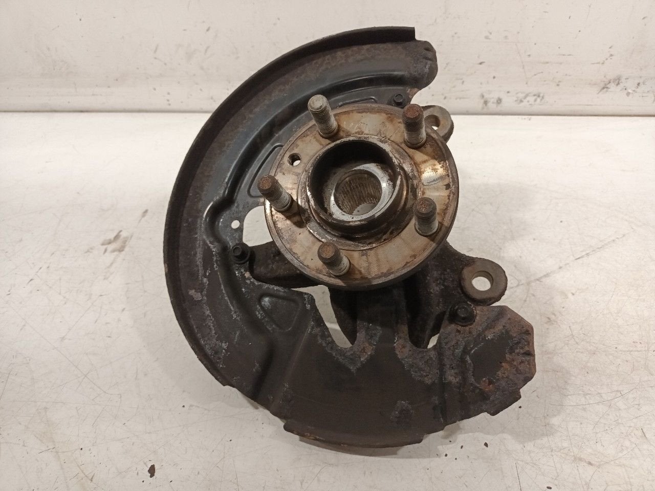 Wielnaaf rechts voor Land Rover Freelander, Auto-onderdelen, Ophanging en Onderstel, Onderdelen@venauto.nl, Van der Ven Autorecycling B.V.