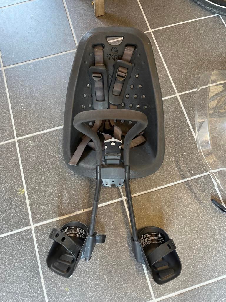 Yepp Mini fietszitje voor, inclusief windscherm, Fietsen en Brommers, Ophalen, Voetsteuntjes, Voorzitje, Zo goed als nieuw