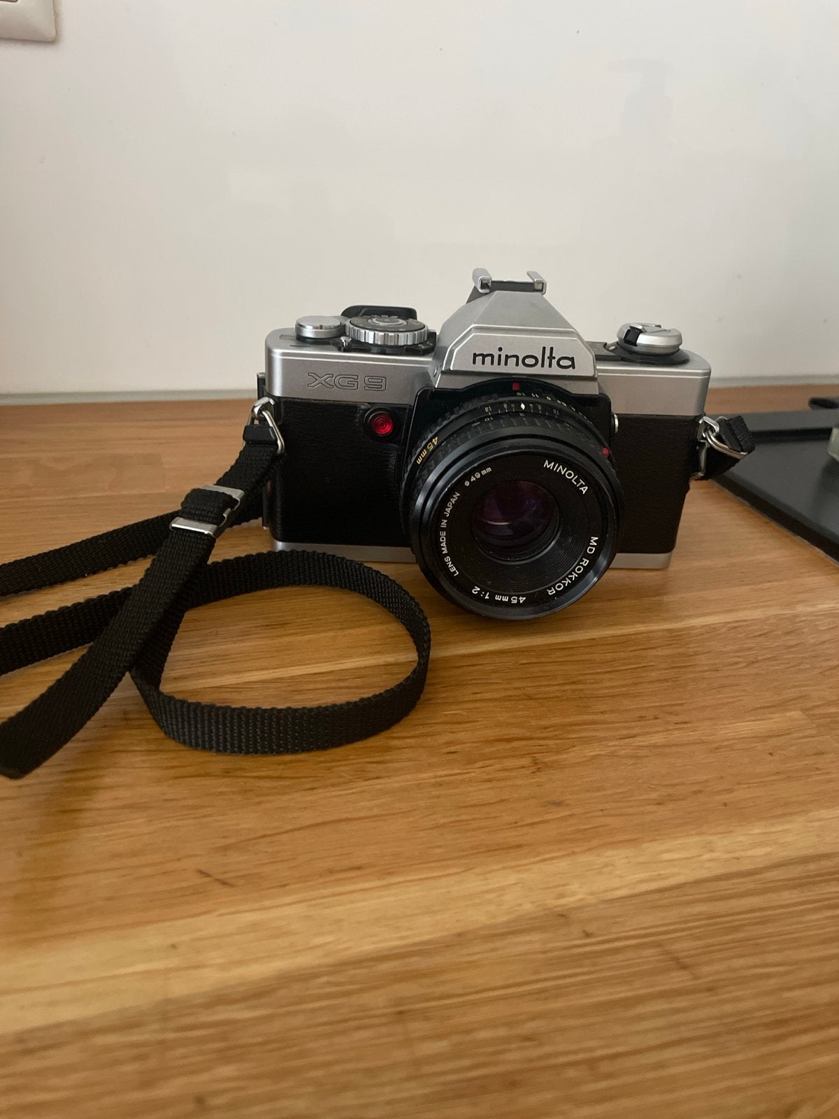 Minolta XG9 Spiegelreflexcamera met MD Rokkor 45mm f/2 lens, Ophalen of Verzenden, Gebruikt, Spiegelreflex, Minolta