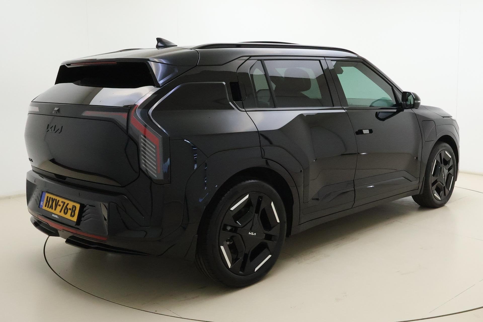 Kia EV3 GT-PlusLine 81.4 kWh | WLTP 563KM | Stoelverwarming, Auto's, Kia, Zwart, Origineel Nederlands, 204 pk, 1000 kg