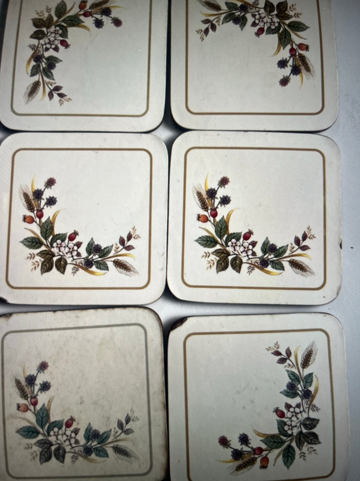 Set van 6 vintage onderzetters met bloemmotief, Huis en Inrichting, Gebruikt, Glasonderzetter, Ophalen of Verzenden, Meerkleurig