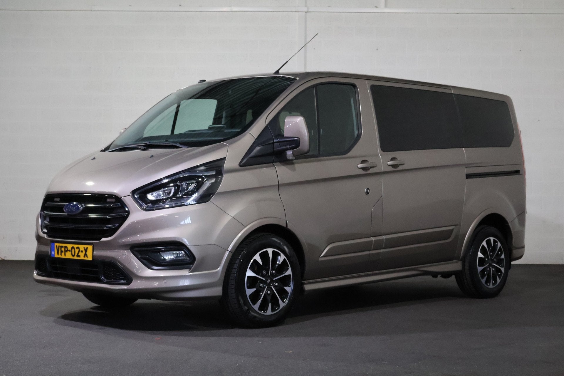 Ford Transit Custom 2.0 TDCI L1 H1 Sport DC Automaat, Lichtsensor, Gebruikt, Euro 6, 4 cilinders