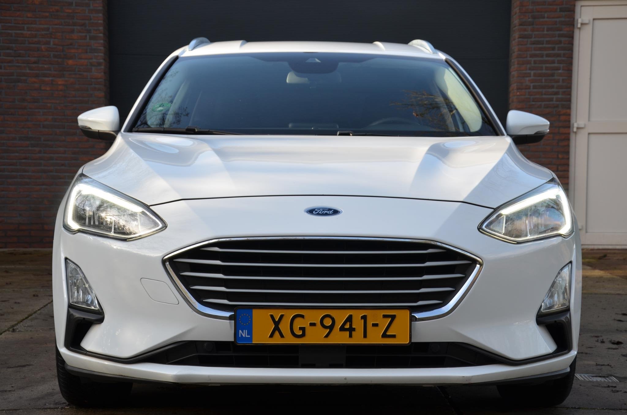 Ford Focus Wagon 1.0 EcoBoost Trend Edition Business Navi/Ec, Auto's, Gebruikt, Euro 6, 1283 kg, Wit