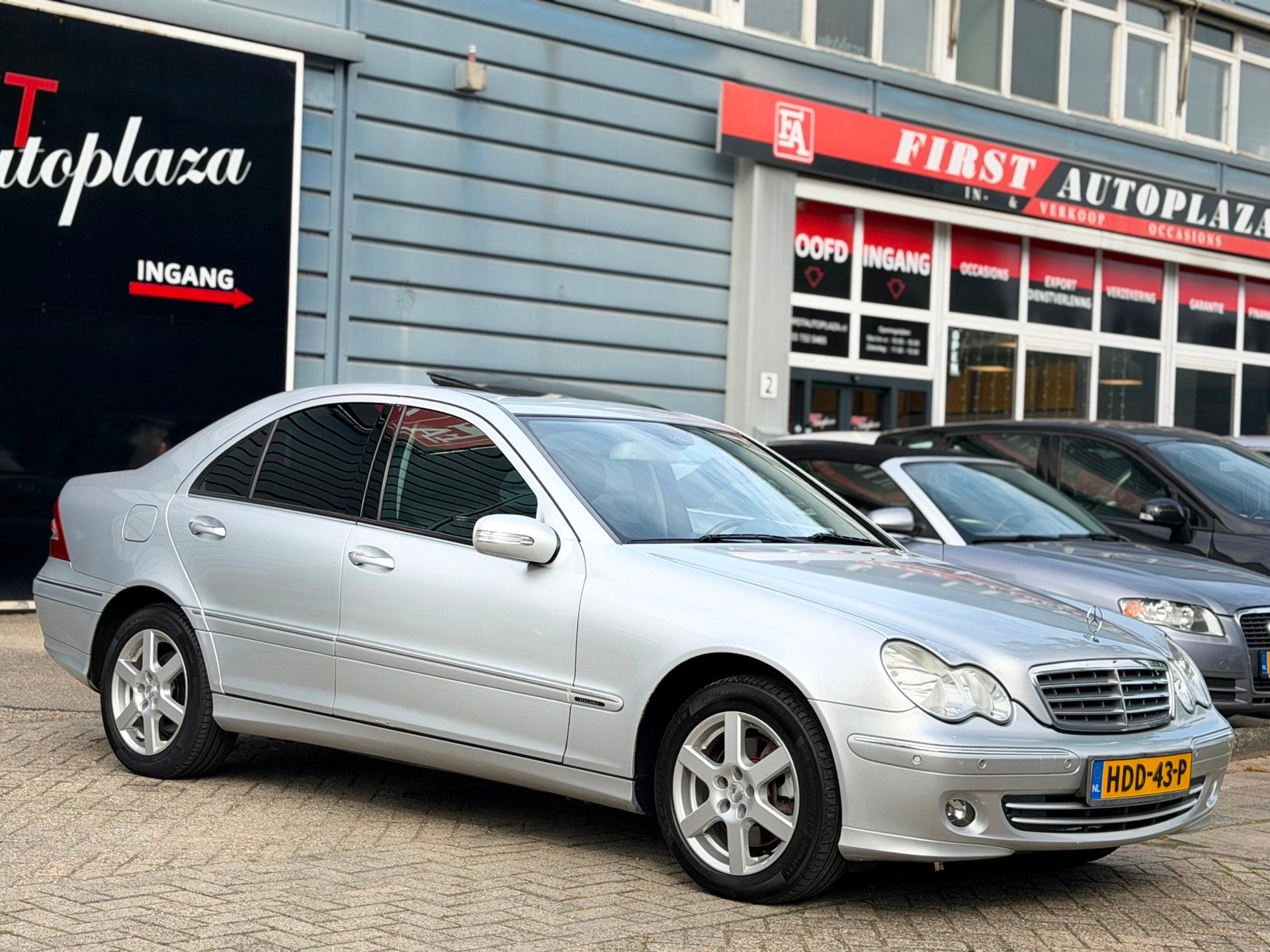 Mercedes-Benz C-klasse 280 Elegance 4-Matic AUTOMAAT MEMORY/, Zwart, Vierwielaandrijving, 1540 kg, Sedan