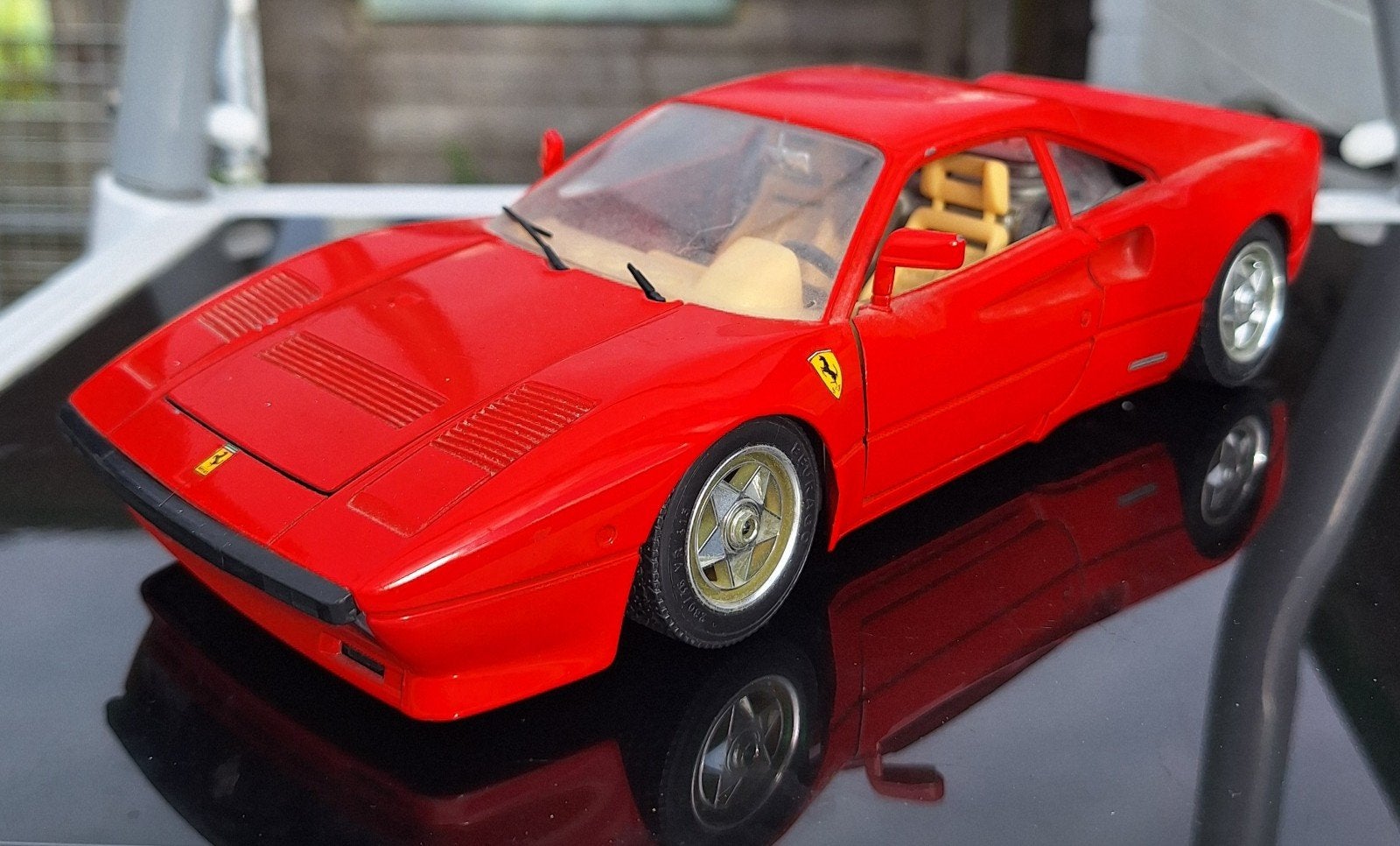 burago ferrari gto 1984, Ophalen of Verzenden, Gebruikt, Auto, Bburago