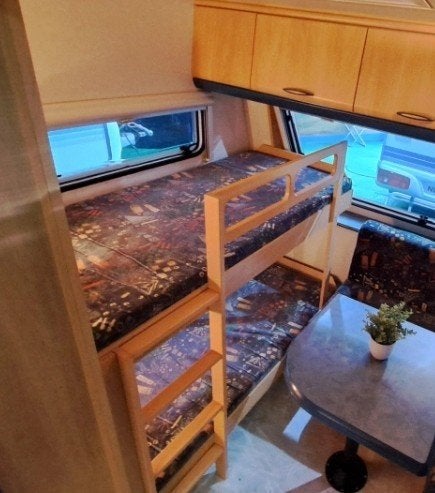 Gezocht: stapelbed Hobby de Luxe, Caravans en Kamperen, Caravan accessoires, Ophalen