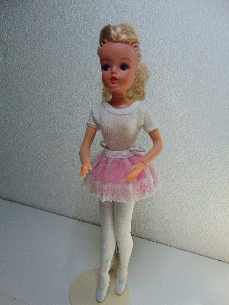 Mooie Sindy Ballerina met een Hard hoofd, Verzenden, Gebruikt, Pop