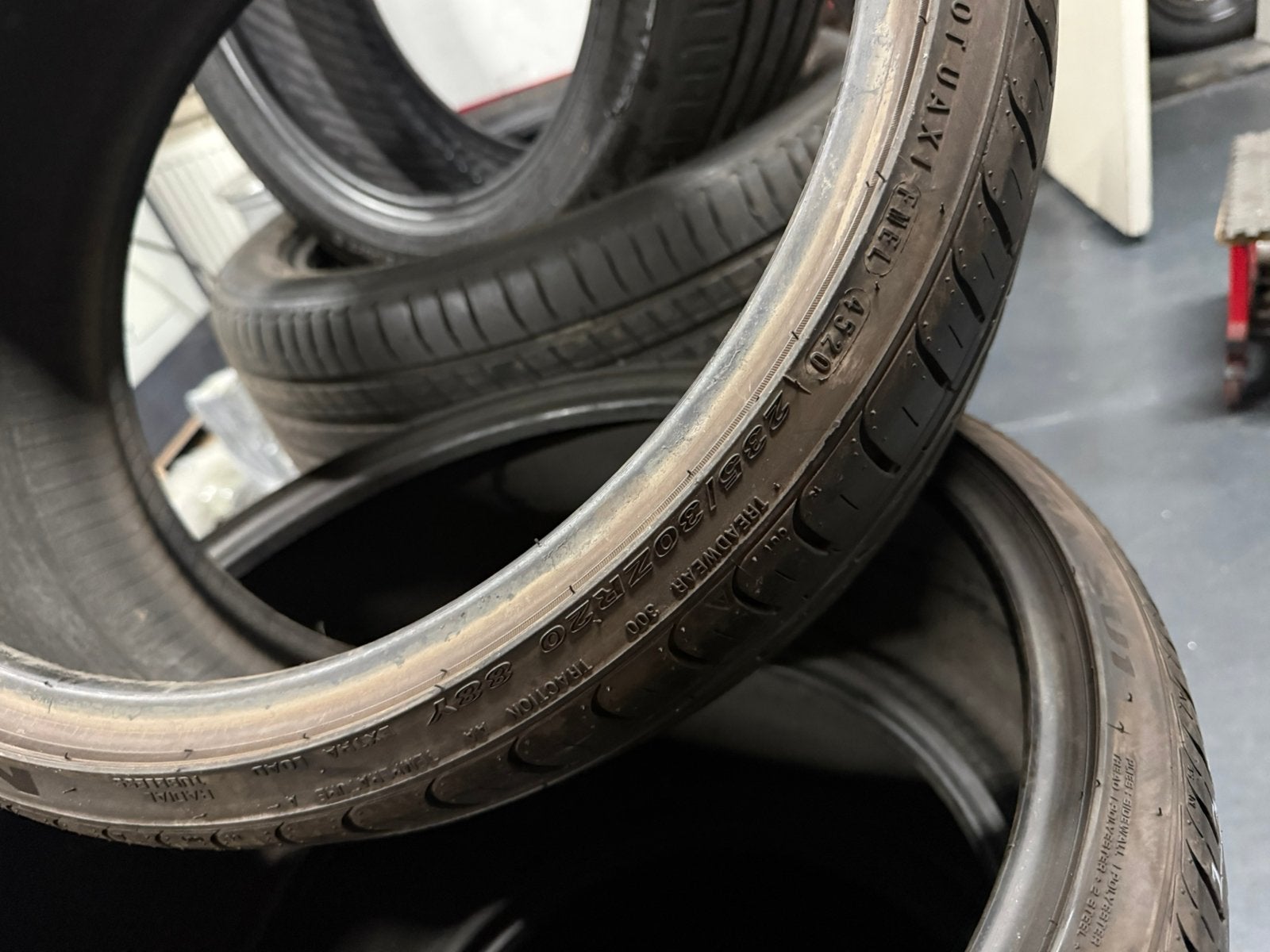 4x 235 30 20 88Y Nexen Nfera SU1 DEMO 7MM~, Gebruikt, Ophalen of Verzenden, 235 mm, Band(en)
