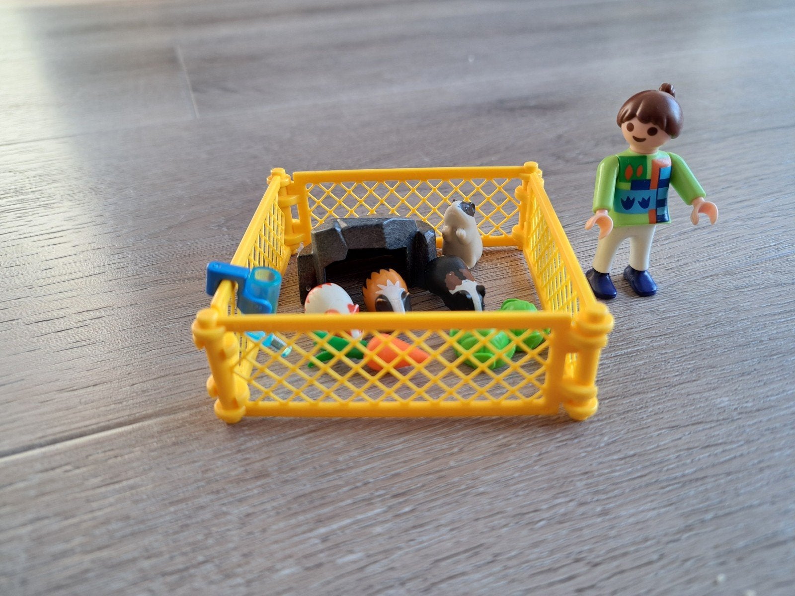 Playmobil meisje met cavia's, 4794, Ophalen