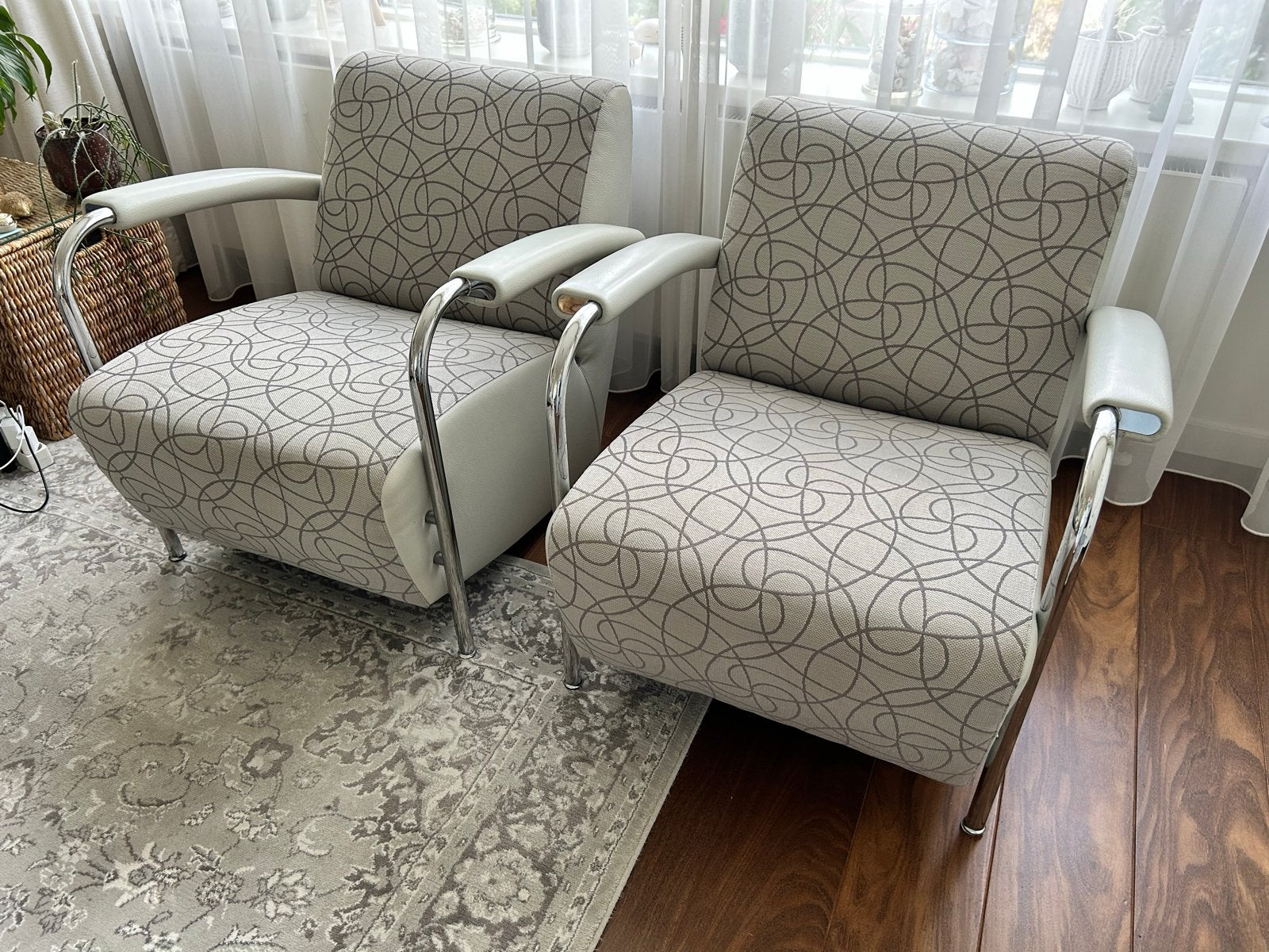 Twee Leolux Scylla fauteuils met stof Maze, Ophalen, Gebruikt, Design, Leer