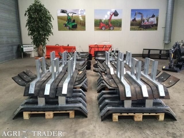 MODDER / MESTS / SNEEUWSCHUIF SCHUIF RUBBERSCHUIF €375,-ex, -, Niet opgegeven, Ophalen of Verzenden, Niet opgegeven