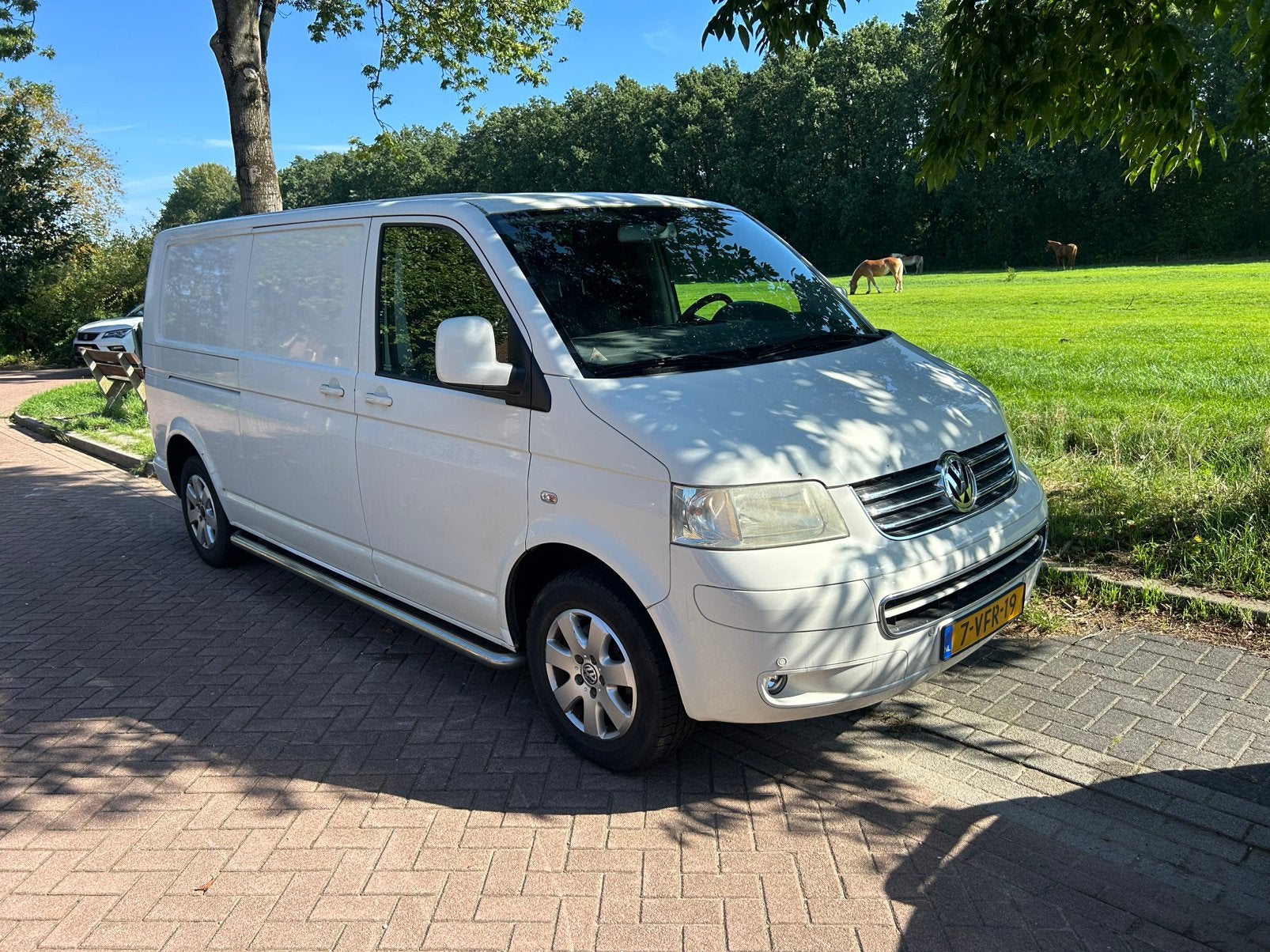 Volkswagen Transporter L2H1 Bestel 2.5 D 96KW AUT 2009, Auto's, Stof, Volkswagen, 2500 kg, Wit