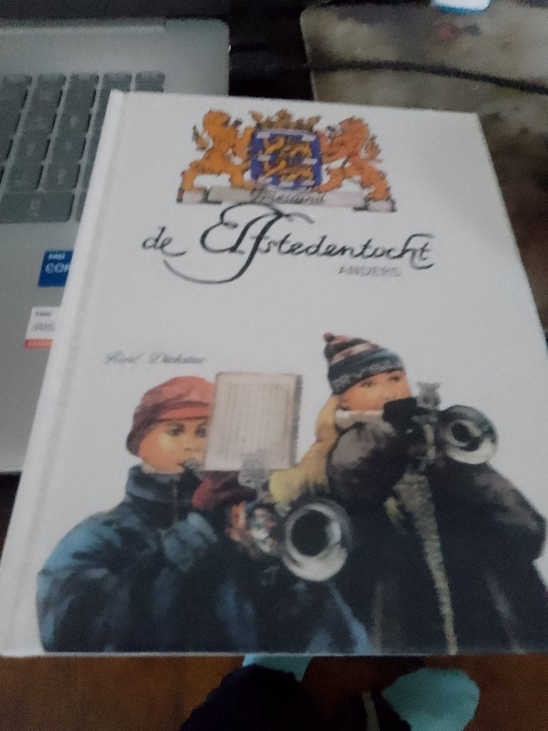 boek de elfstedentocht anders   Rene dickstra, Ophalen, Zo goed als nieuw