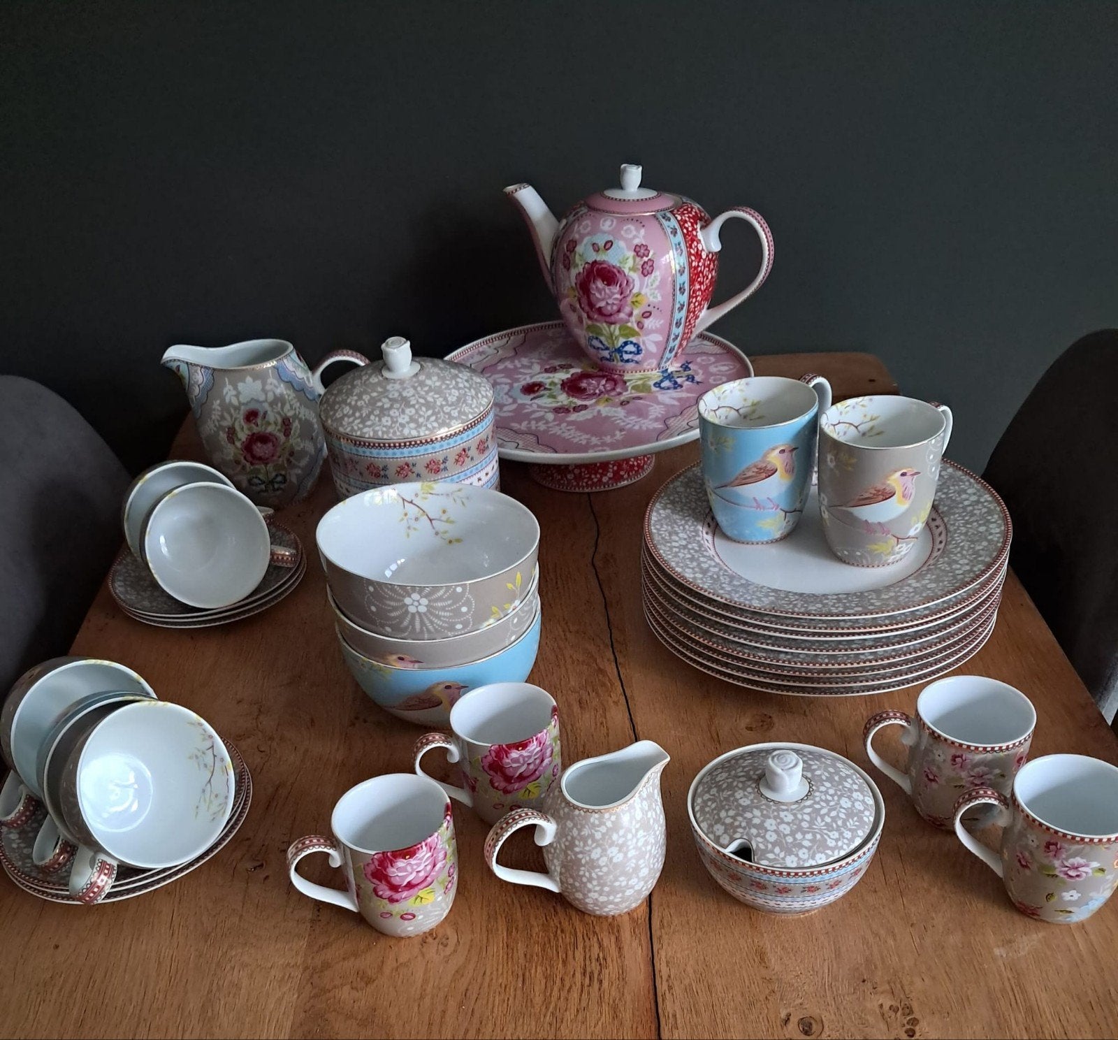 Uitgebreid Pip Studio servies - Early Bird, Gebruikt, Pip Studio, Ophalen of Verzenden, Modern