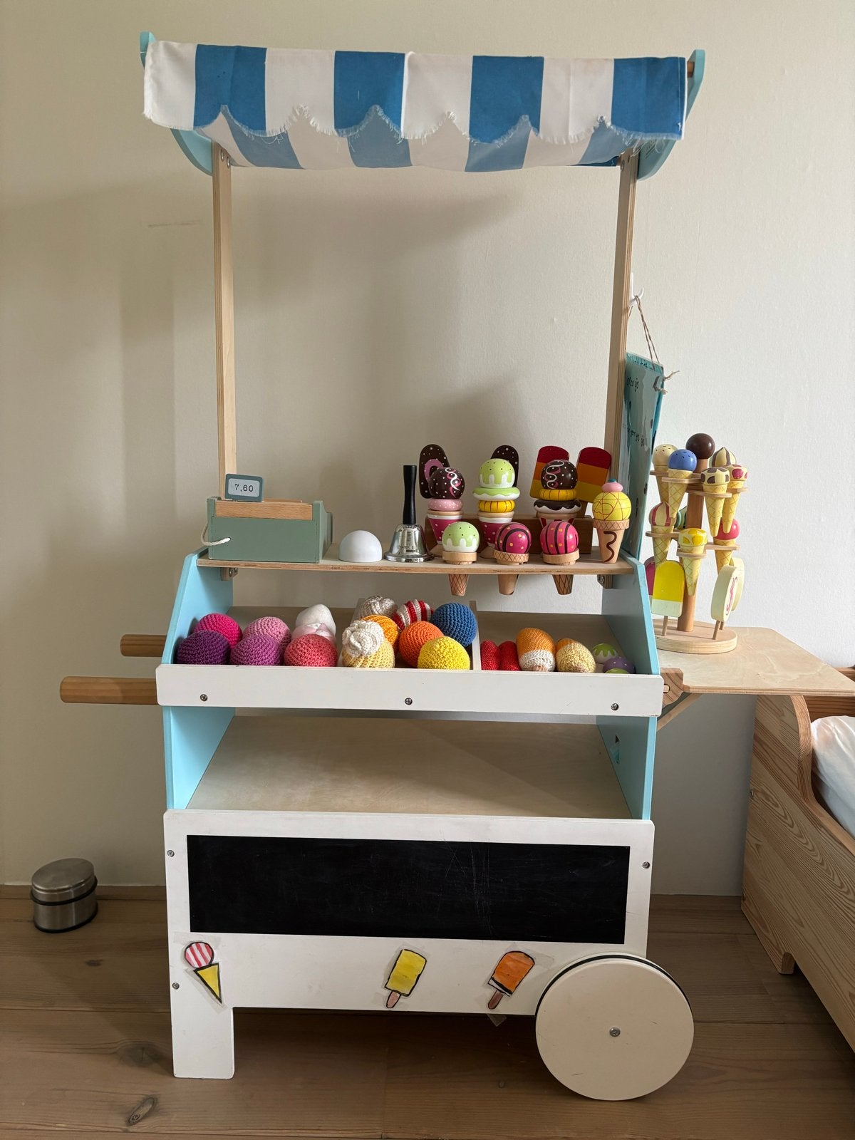 Houten ijskar met accessoires voor uren speelplezier, Ophalen of Verzenden, Zo goed als nieuw, Jongen of Meisje