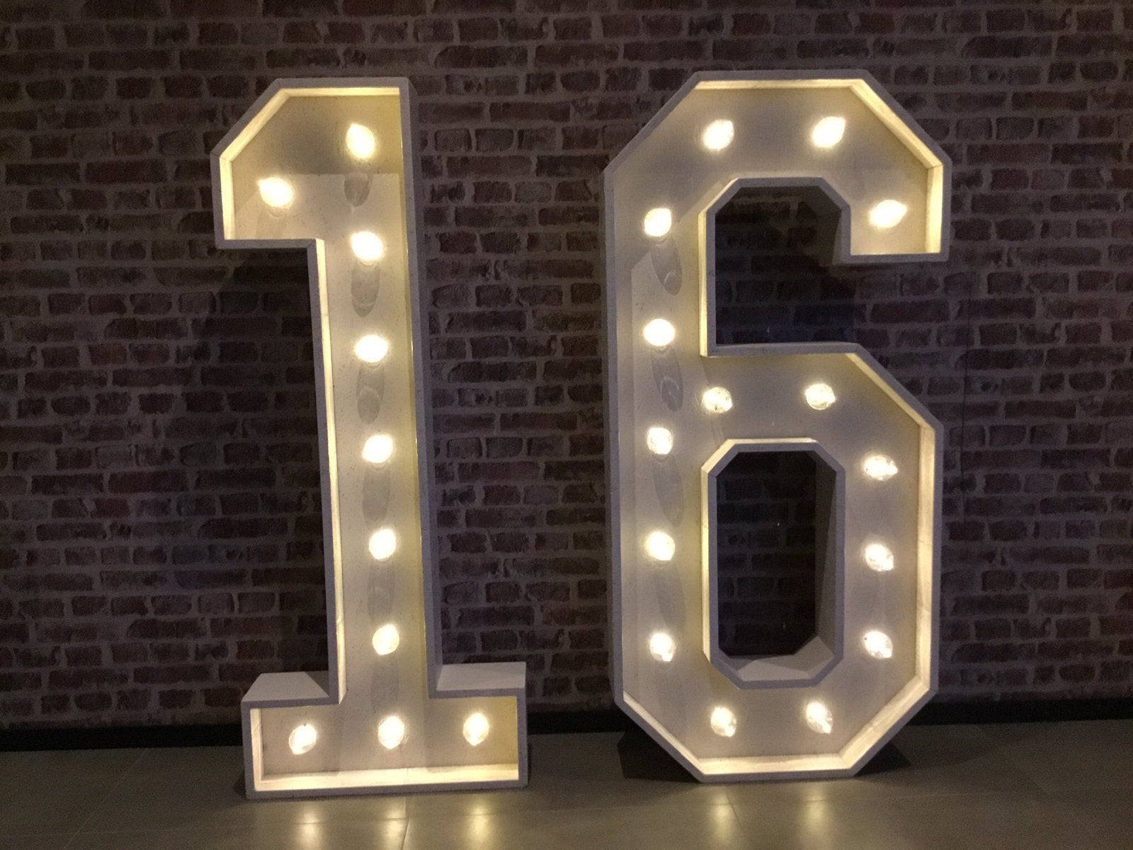 XXL licht cijfers te huur. Grootste van Nederland 135cm., Hobby en Vrije tijd, Ophalen, Zo goed als nieuw, Verjaardag