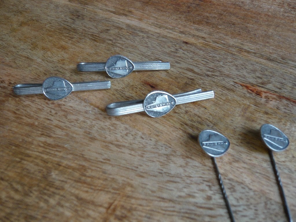 3 dasspelden en 2 speldjes van Philishave, Ophalen of Verzenden, Gebruikt, Overige onderwerpen