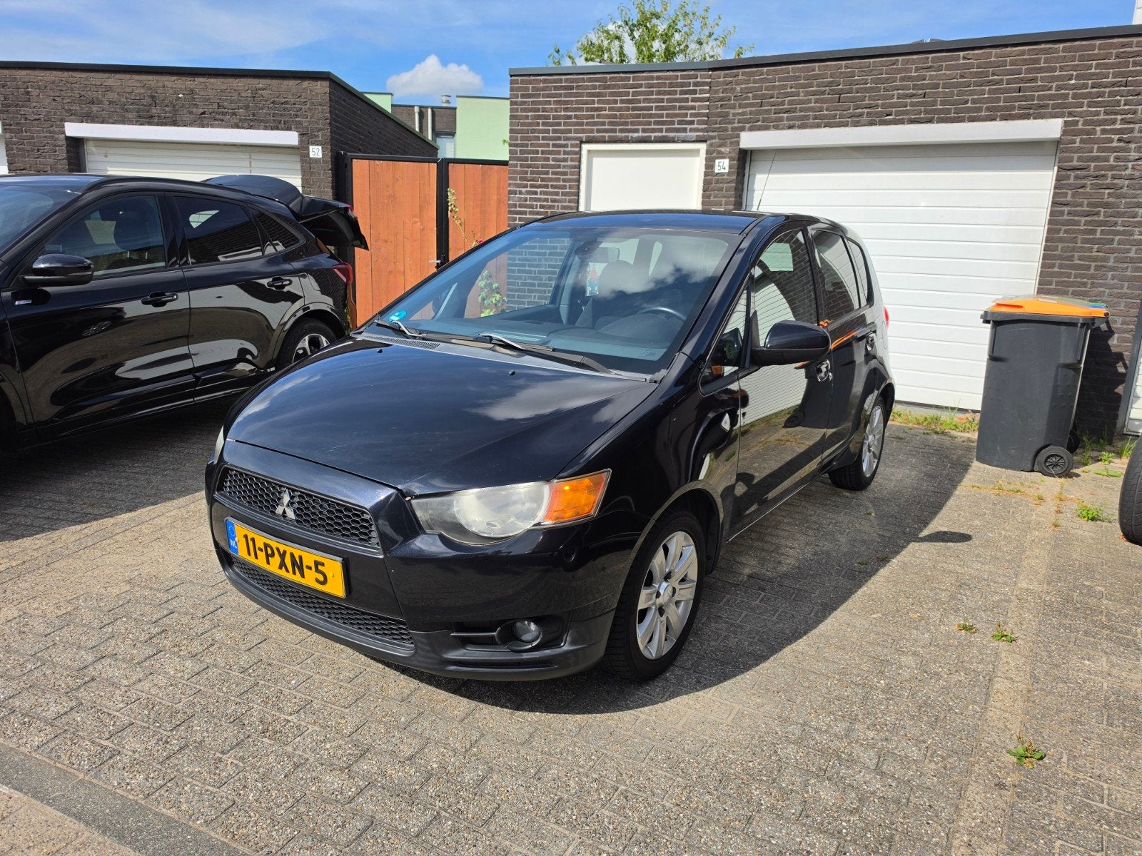 Mitsubishi Colt 1.3 5-DR 2011 Zwart 134.200km, Auto's, Voorwielaandrijving, 31 €/maand, Origineel Nederlands, Handgeschakeld