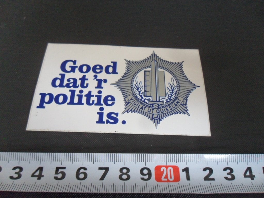 sticker Goed dat 'r politie is.  Gemeentepolitie, Verzamelen, Ophalen of Verzenden, Zo goed als nieuw