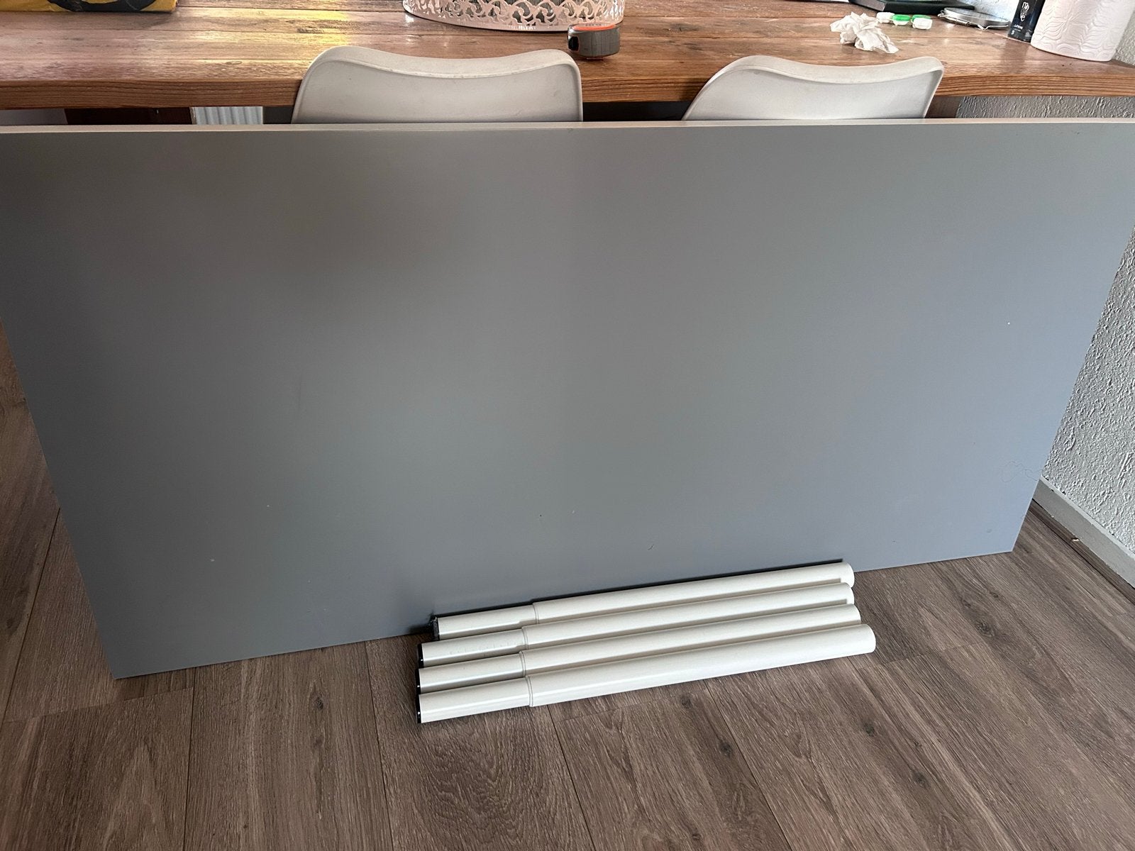 IKEA Linnmon bureau/tafelblad met poten - Grijs, Ophalen, Demontabel, Gebruikt, 150 cm