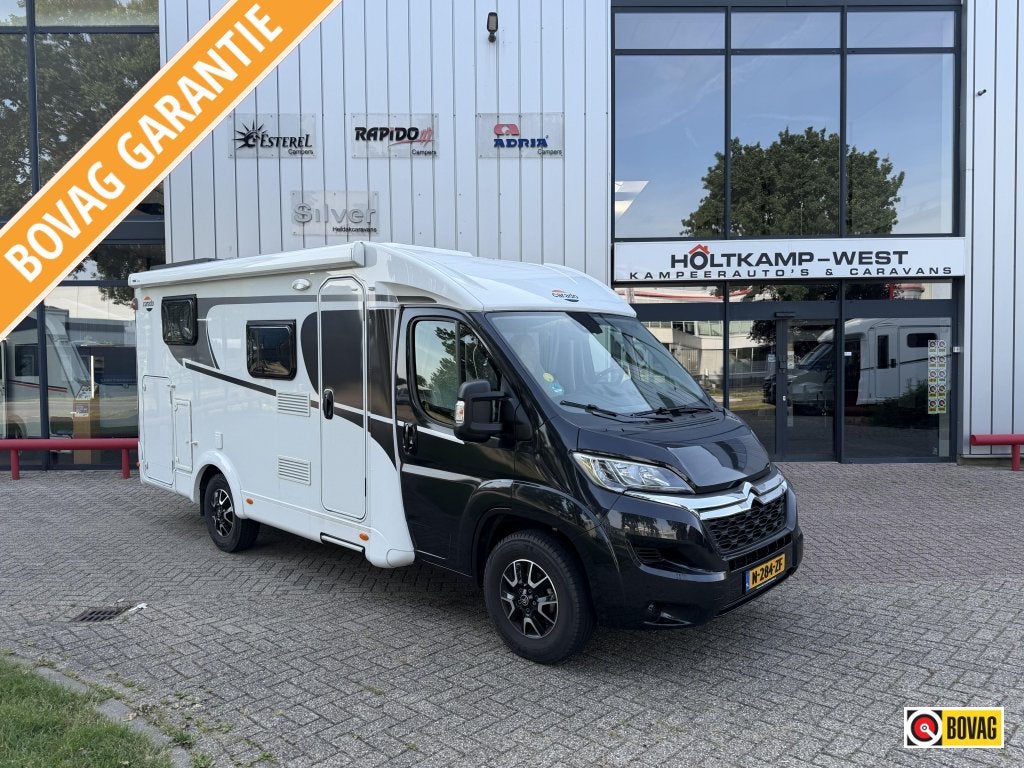Carado V 337 compacte uitvoering, Caravans en Kamperen, Campers, Bedrijf, tot en met 3, Half-integraal, Carado, Overige merken