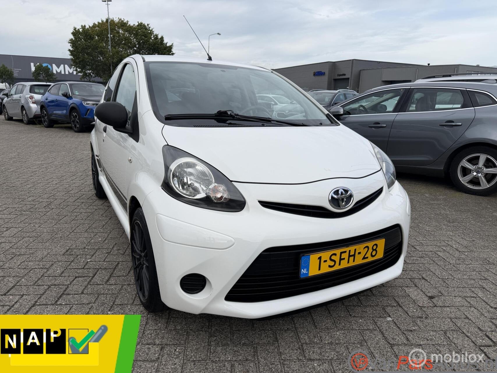 Toyota Aygo 1.0 VVT-i Now,Airco,5drs,NAP,2de eigenaar, Voorwielaandrijving, Euro 5, Gebruikt, Elektrische ramen