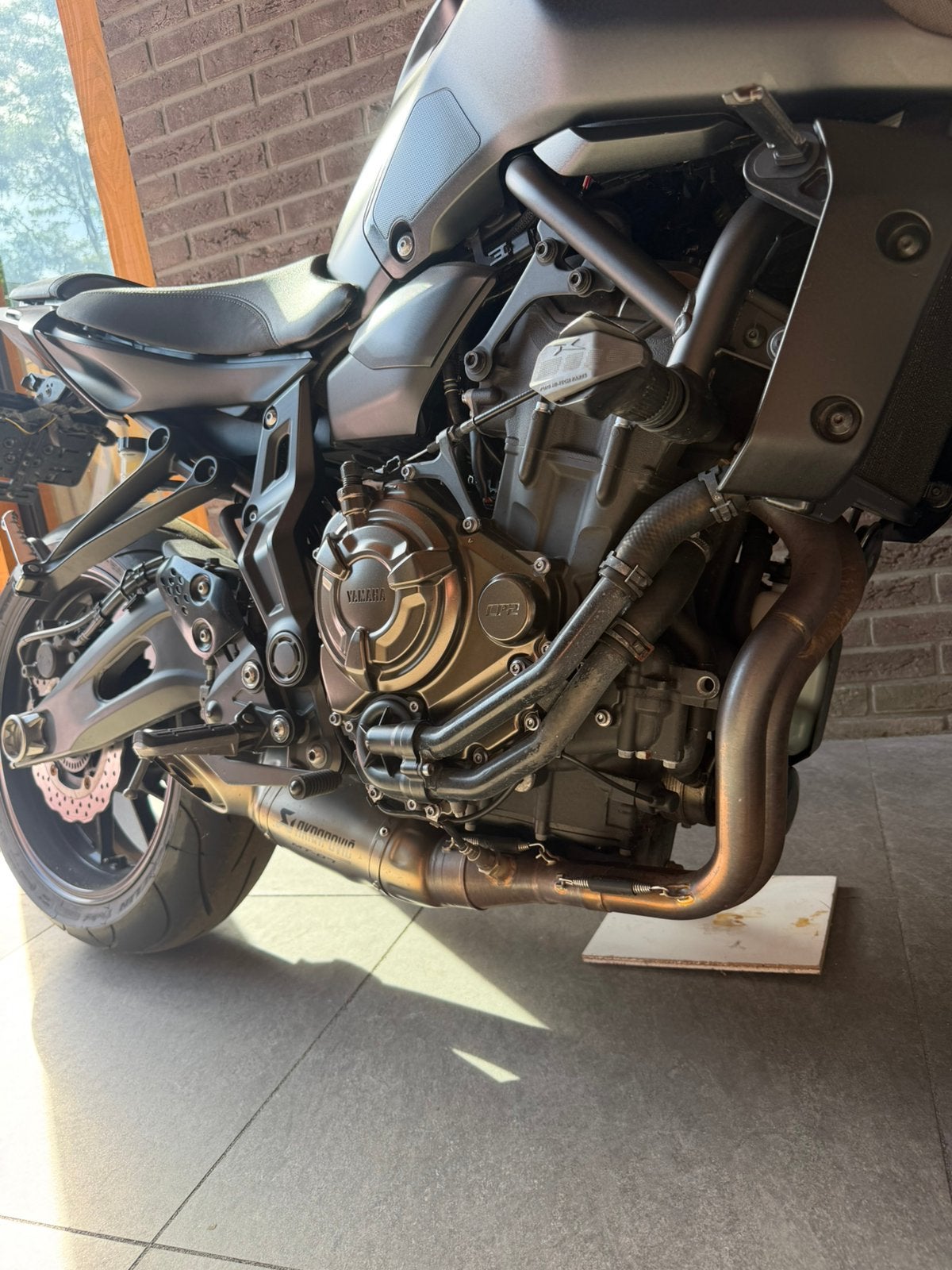 akrapovic titanium yamaha mt 07, Motoren, Onderdelen | Yamaha, Ophalen, Gebruikt