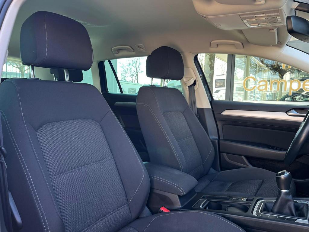 Volkswagen Passat 1.4 TSI ACT Highline 150PK! ADAPTIVE CRUIS, Stof, Gebruikt, 1287 kg, 4 cilinders