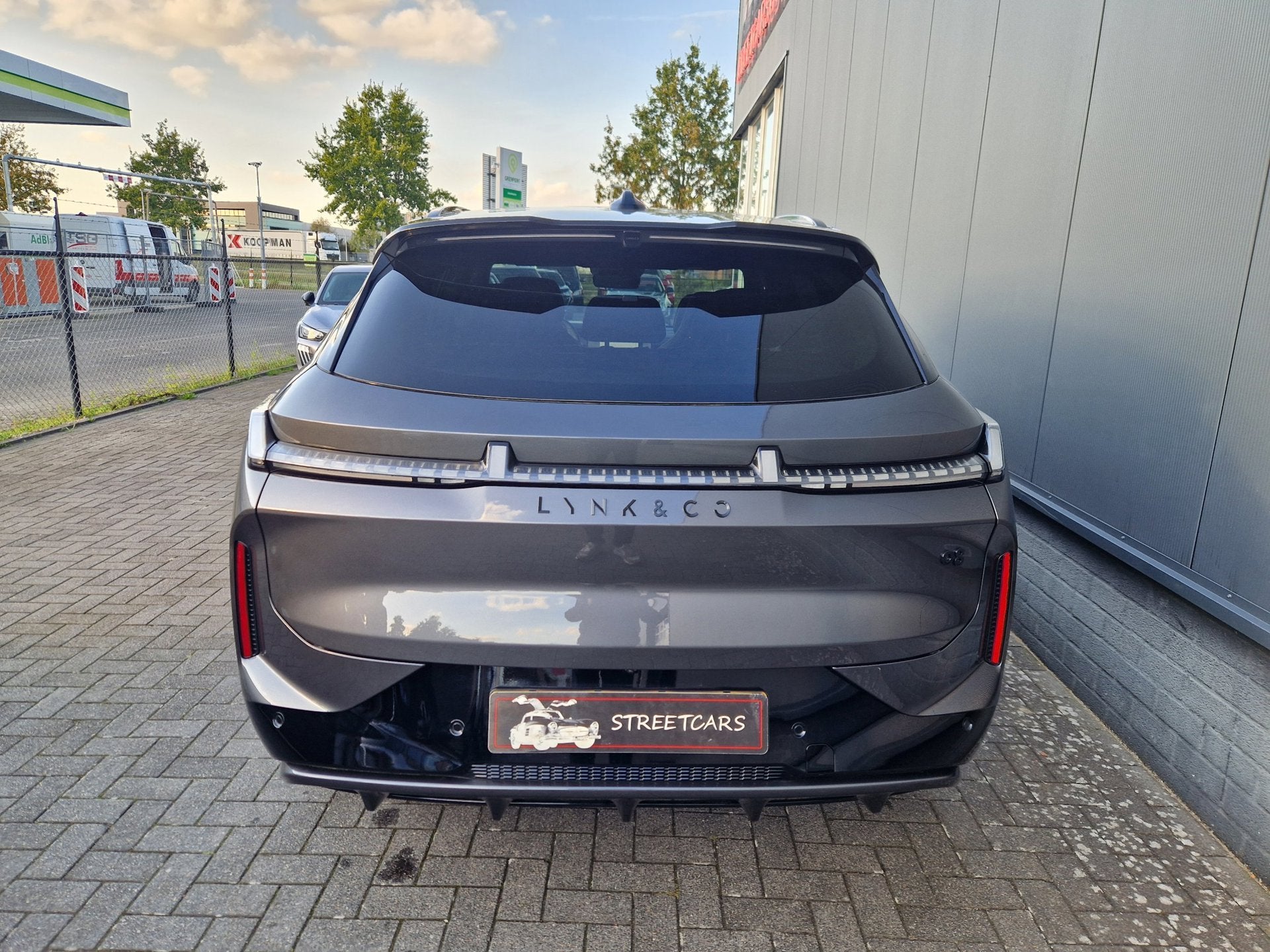 Lynk & Co 08 1.5 More /200 km WLTP /Direct beschikbaar, Gebruikt, Zwart, 4 cilinders, Leder