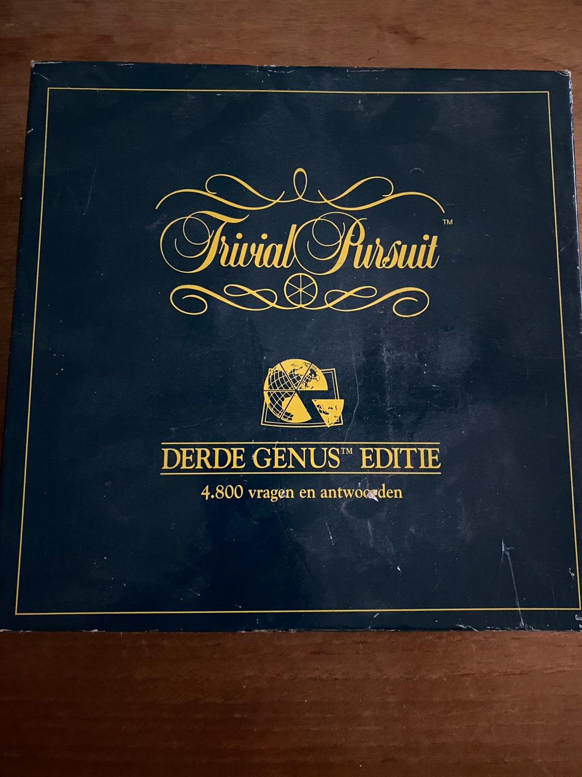 Trivial Pursuit Derde Genus Editie, Hobby en Vrije tijd, Gezelschapsspellen | Bordspellen, Vijf spelers of meer, Ophalen of Verzenden