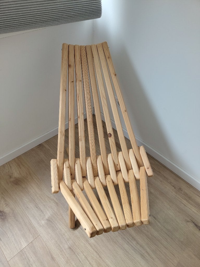 Wooden folded chair, Ophalen, Bruin, Design, Zo goed als nieuw