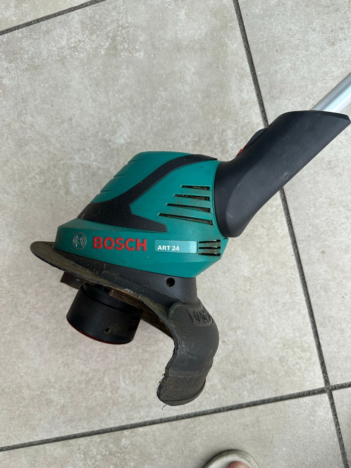 Bosch ART 24 elektrische grastrimmer, Ophalen, Cirkelmaaier, Gebruikt, Elektrische grasmaaier
