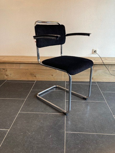 4 Gispen 201 stoelen, chroom, nieuwe zwarte ribstof, Zwart, Design, Zo goed als nieuw, Nvt