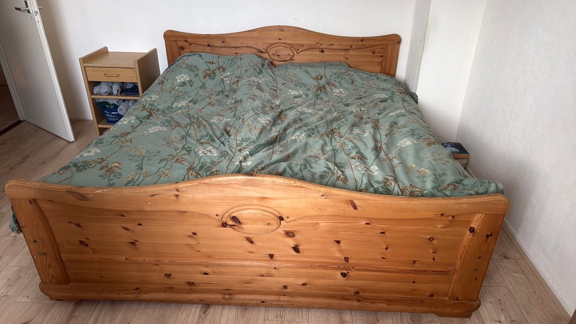 Massief houten tweepersoonsbed, Huis en Inrichting, Slaapkamer | Bedden, Gebruikt, Bruin, Tweepersoons, Ophalen of Verzenden