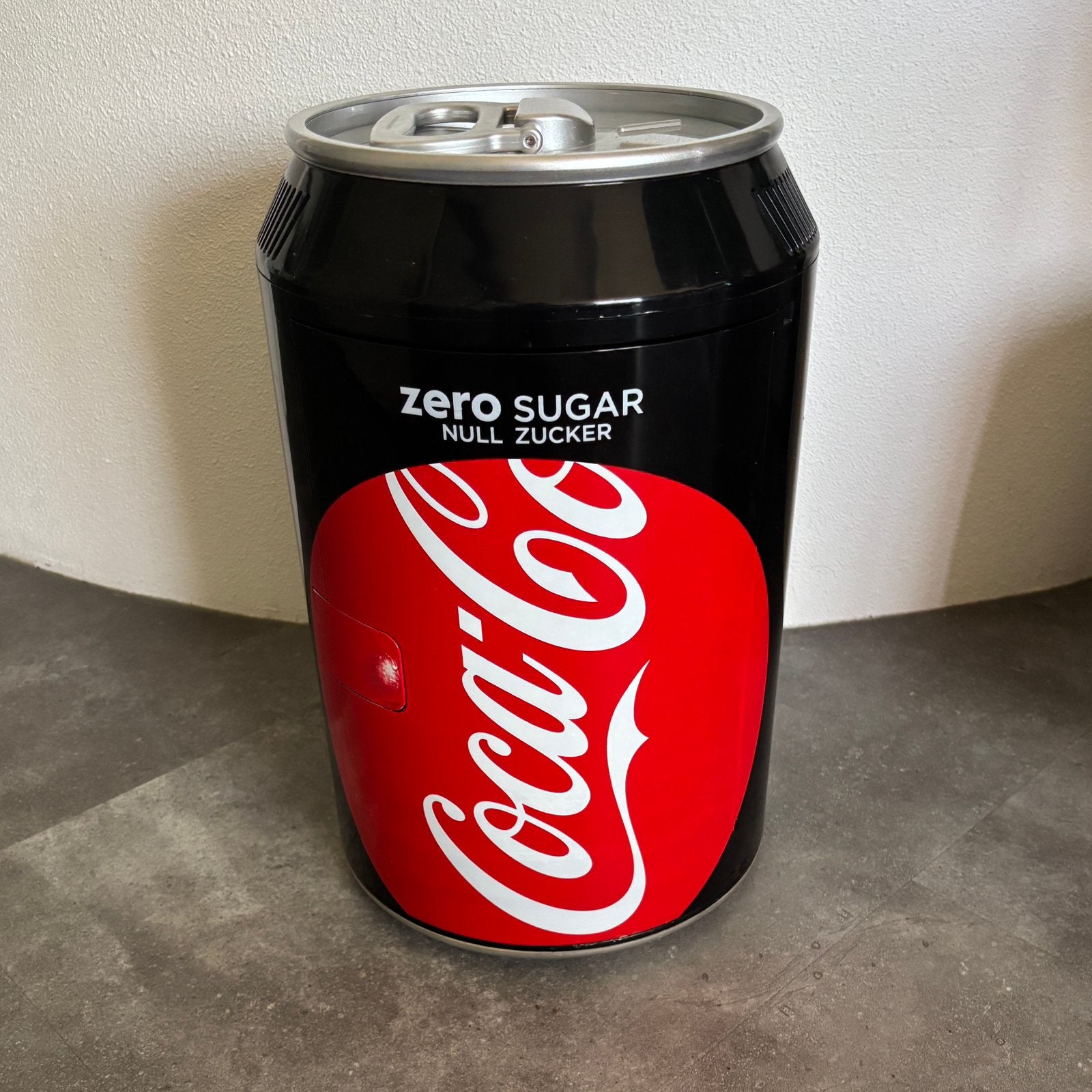 Coca-Cola koeler op 12v/ 220v, Ophalen, Zo goed als nieuw