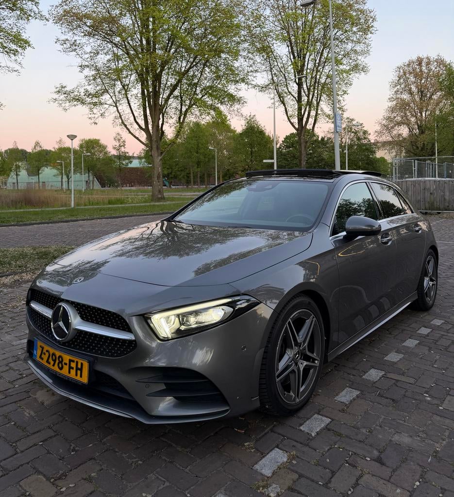 Mercedes Benz A250 AMG line, Auto's, 1355 kg, Particulier, 1600 kg, 725 kg