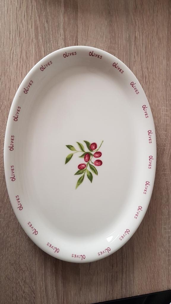Ovale borden Clayre & Eef, Huis en Inrichting, Keuken | Servies, Ophalen of Verzenden, Zo goed als nieuw, Aardewerk, Bord(en)