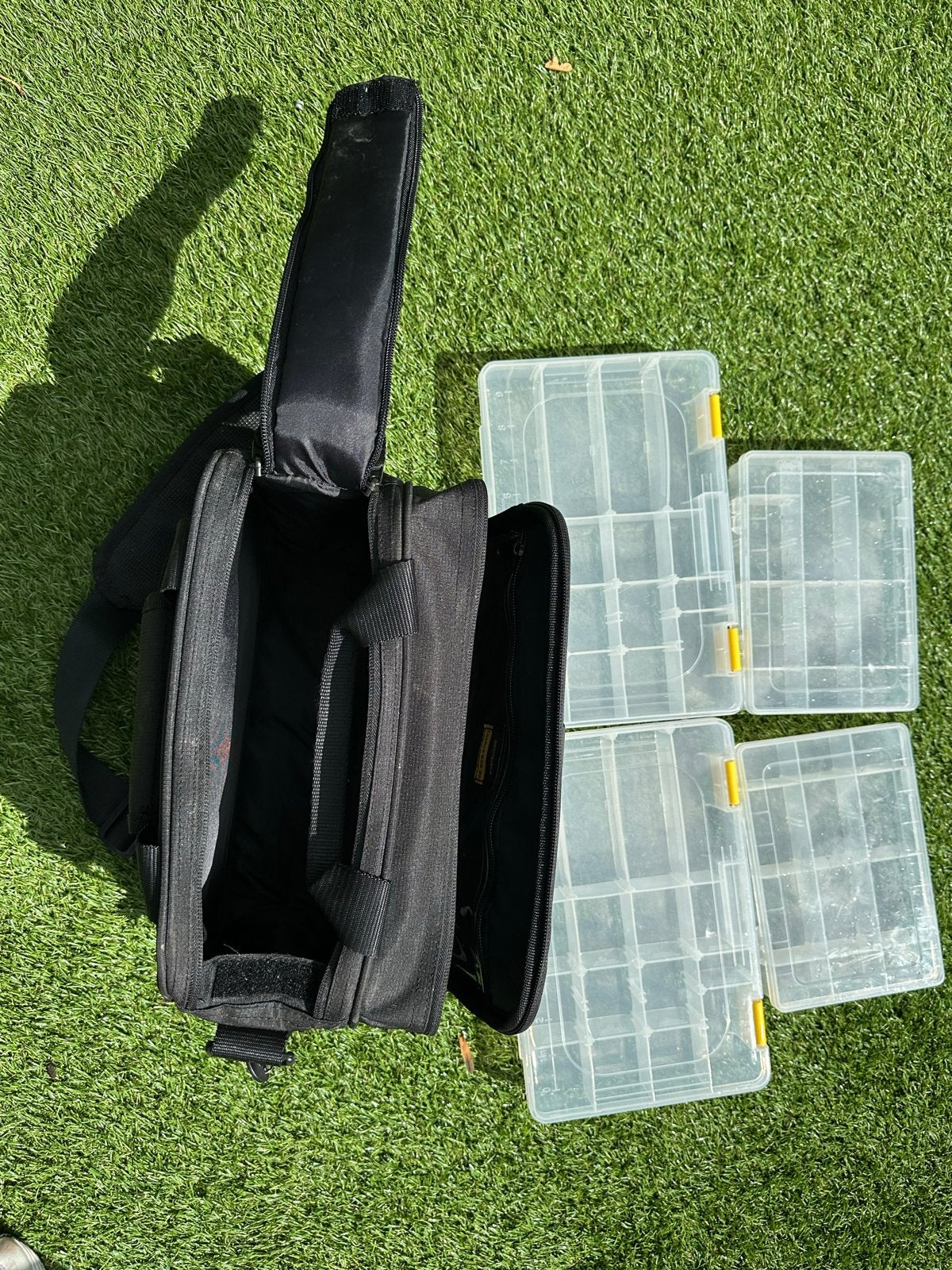 Visgerei tas met 4 opbergdozen, Watersport en Boten, Hengelsport | Algemeen, Ophalen, Gebruikt, Koffer of Tas