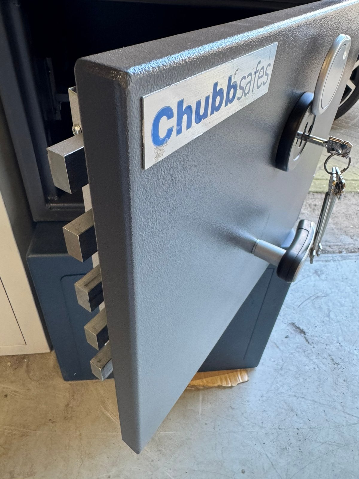 Top kwaliteit kluis en brandkast ChubbSafes 3 sleutels NIEUW, Ophalen, Nieuw, Brandkast