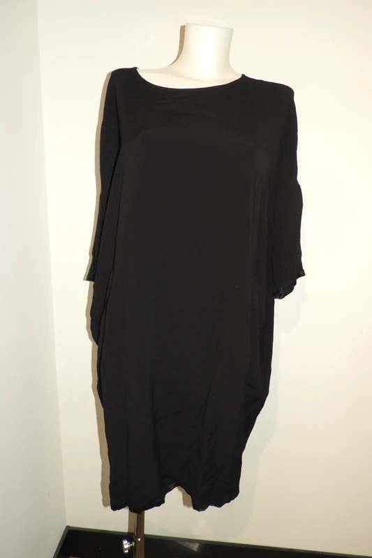 Annette Gortz zwarte jurk satijnen bies baggy look mt M, Maat 38/40 (M), Verzenden, Zwart, Onder de knie