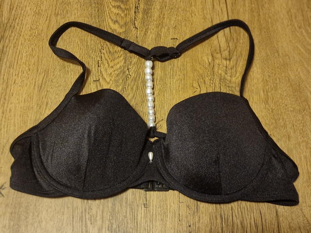 NIEUW Vivian Hoorn Hunkemöller mt 75C bikinitop met kralen, Ophalen, Nieuw, Zwart, Bikini