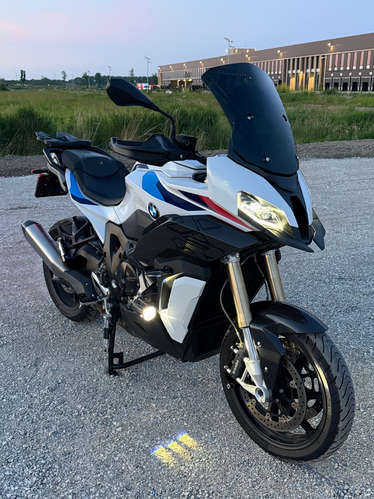 BMW S1000XR FULL OPTION / M / CARBON/AKRAPOVIC/GARANTIE 2028, Motoren, 4 cilinders, Motorrijbewijs A, Handvatverwarming, Gebruikt