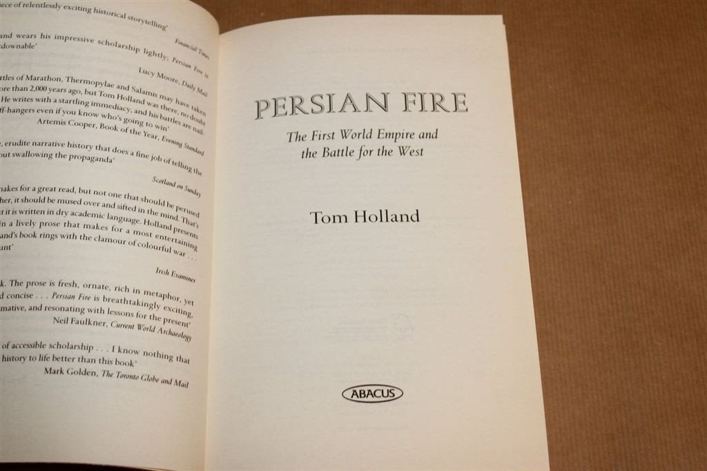 Persian Fire — Tom Holland, Perzie vs Griekenland, Boeken, Ophalen of Verzenden, Gelezen, Europa