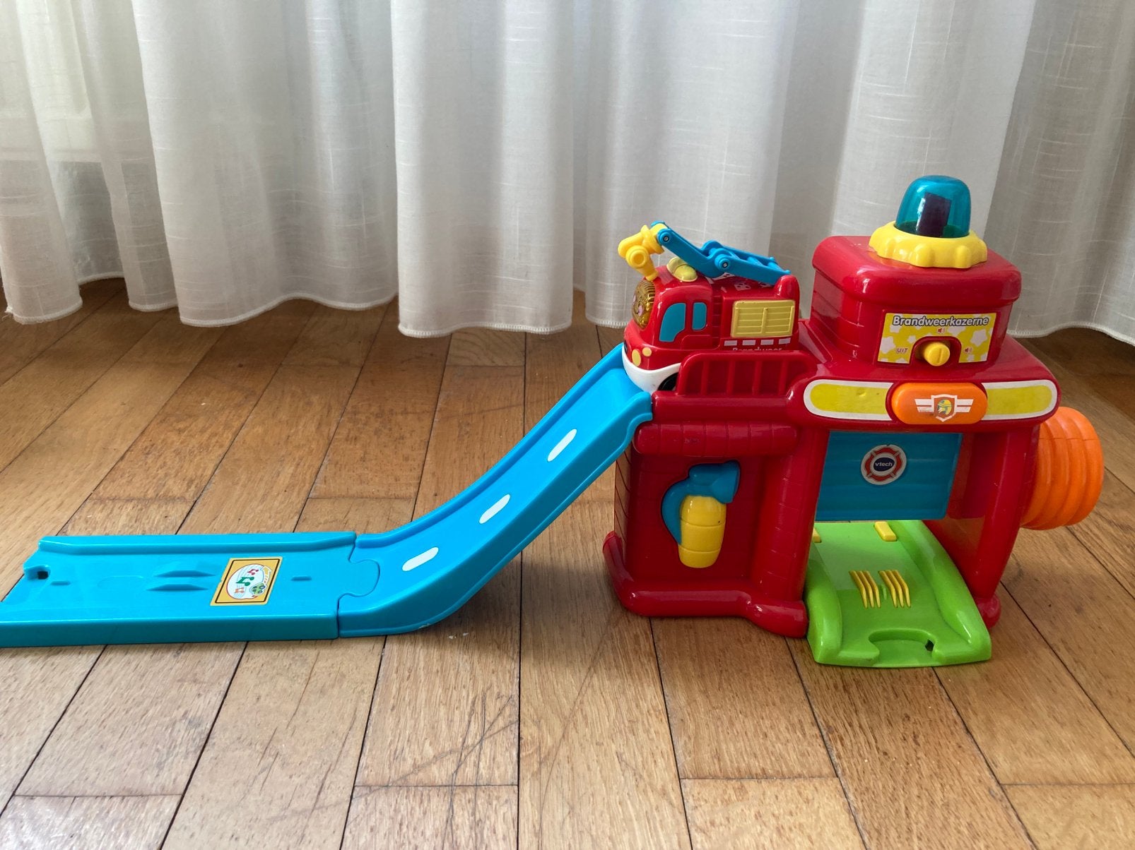 Vtech toet toet brandweerkazerne, Ophalen of Verzenden, Gebruikt, 2 tot 4 jaar