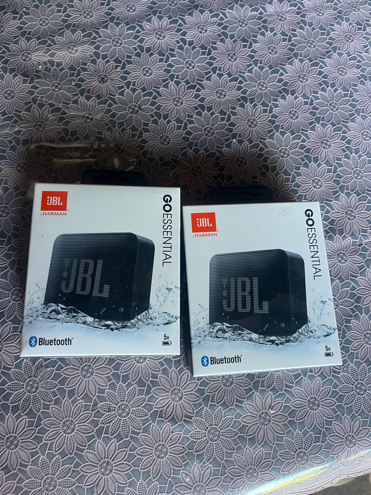 2x JBL Go Essential Bluetooth speakers - Zwart, JBL, Overige typen, Nieuw, Ophalen of Verzenden