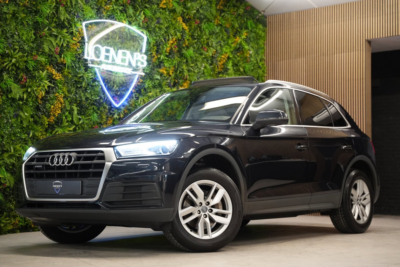 Audi Q5 2.0 TFSI quattro / Panoramadak / Cruise / Stoelverwa, Automaat, Dealer onderhouden, Gebruikt, Zwart